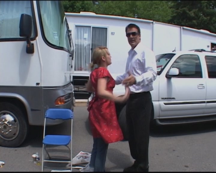 DailyDuff-dot-org_ThePerfectMan-OnSetWithHilary0251.jpg DailyDuff-dot-org_ThePerfectMan-OnSetWithHilary0251.jpg