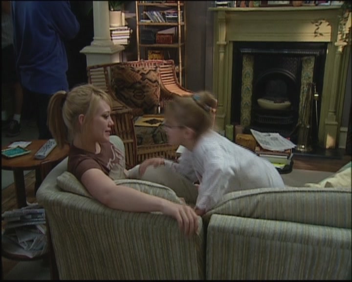 DailyDuff-dot-org_ThePerfectMan-OnSetWithHilary0305.jpg DailyDuff-dot-org_ThePerfectMan-OnSetWithHilary0305.jpg