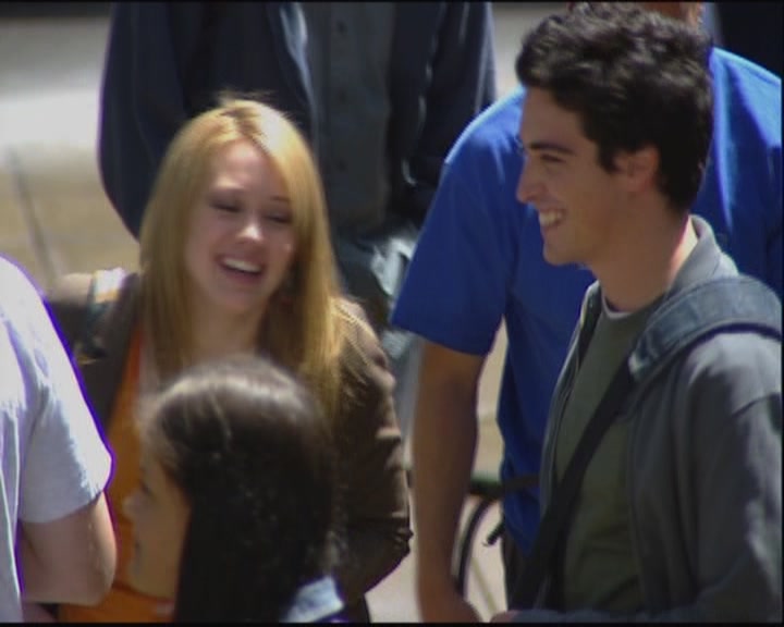 DailyDuff-dot-org_ThePerfectMan-OnSetWithHilary0308.jpg DailyDuff-dot-org_ThePerfectMan-OnSetWithHilary0308.jpg