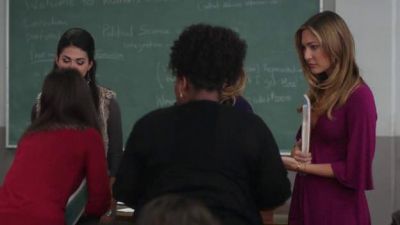 DailyDuff-dot-Org_Community2x07AerodynamicsofGender_Captures00021.jpg