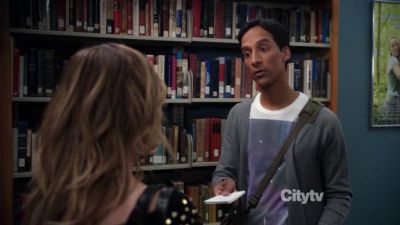 DailyDuff-dot-Org_Community2x07AerodynamicsofGender_Captures00066.jpg