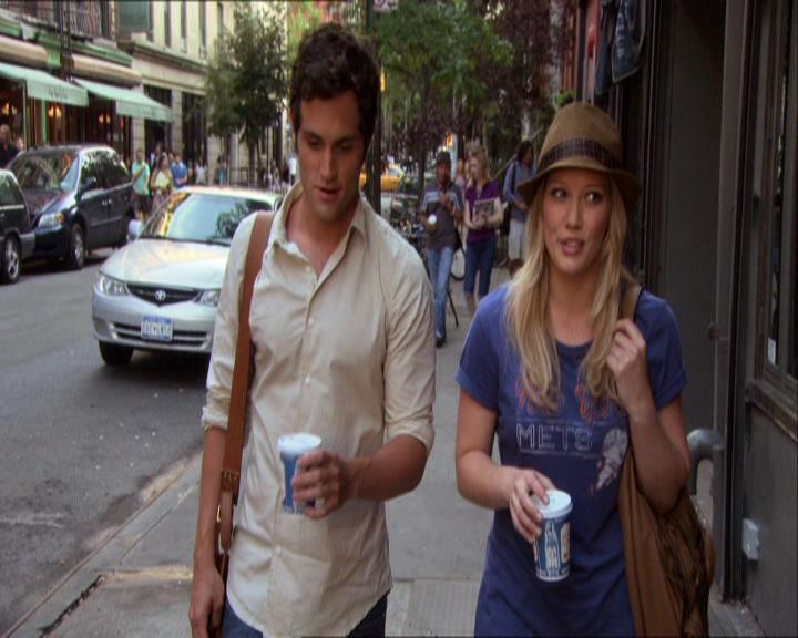 GossipGirlFan_dot_nl-3x04DanTheFleurette0318.jpg GossipGirlFan_dot_nl-3x04DanTheFleurette0318.jpg