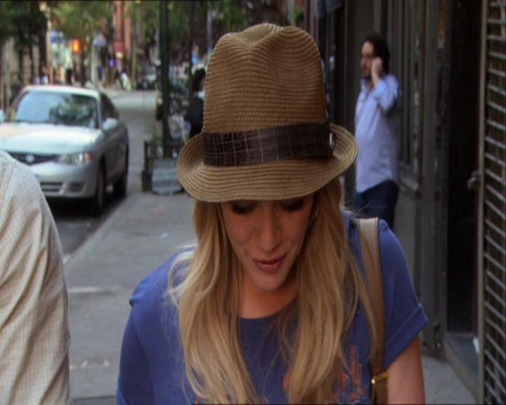 GossipGirlFan_dot_nl-3x04DanTheFleurette0321.jpg GossipGirlFan_dot_nl-3x04DanTheFleurette0321.jpg