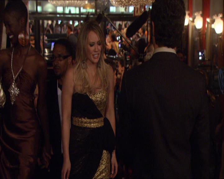 GossipGirlFan_dot_nl-3x04DanTheFleurette1490.jpg GossipGirlFan_dot_nl-3x04DanTheFleurette1490.jpg