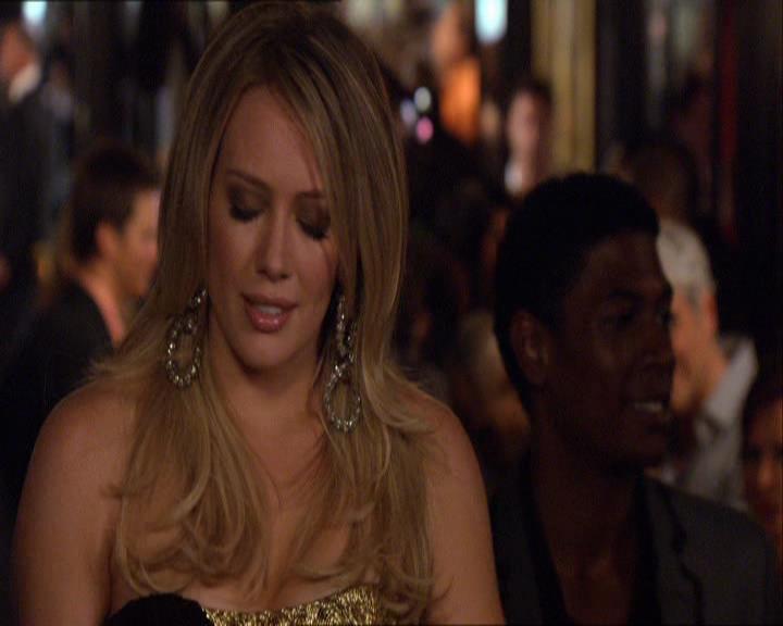GossipGirlFan_dot_nl-3x04DanTheFleurette1505.jpg GossipGirlFan_dot_nl-3x04DanTheFleurette1505.jpg