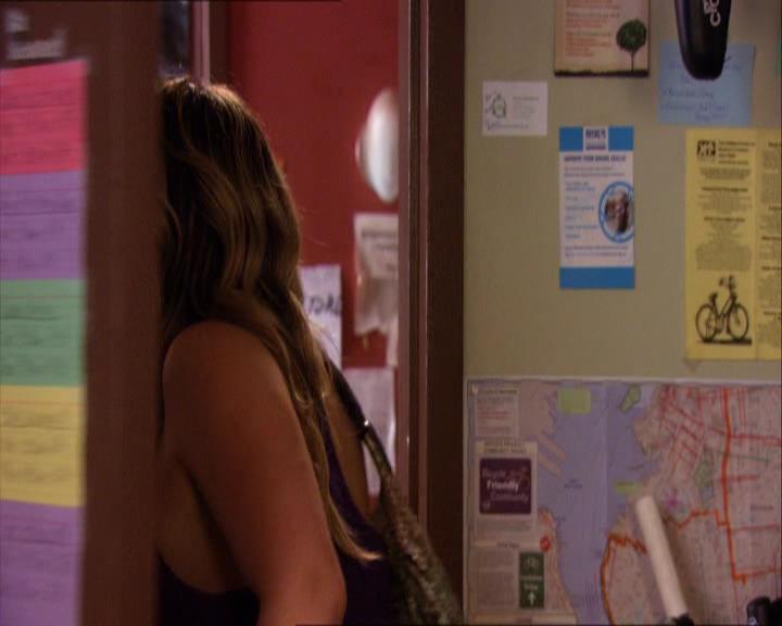 GossipGirlFan_dot_nl-3x04DanTheFleurette2013.jpg