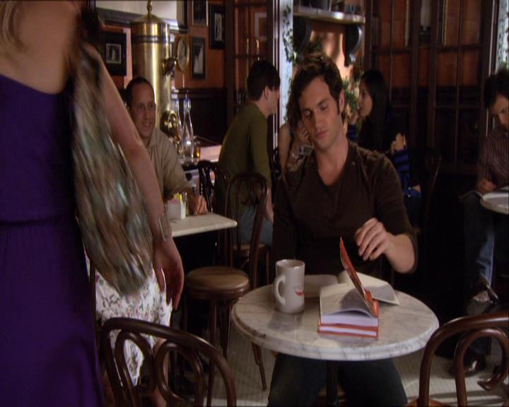 GossipGirlFan_dot_nl-3x04DanTheFleurette2241.jpg GossipGirlFan_dot_nl-3x04DanTheFleurette2241.jpg