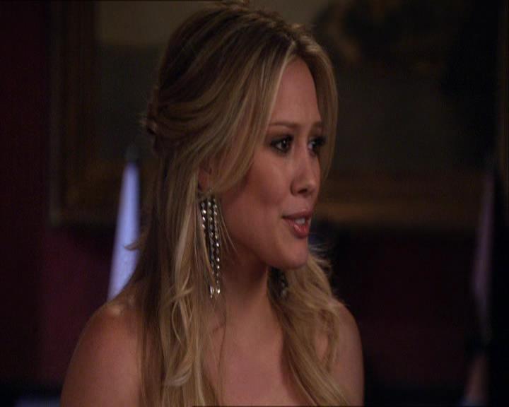 GossipGirlFan_dot_nl-3x06EnoughAboutEve2005.jpg