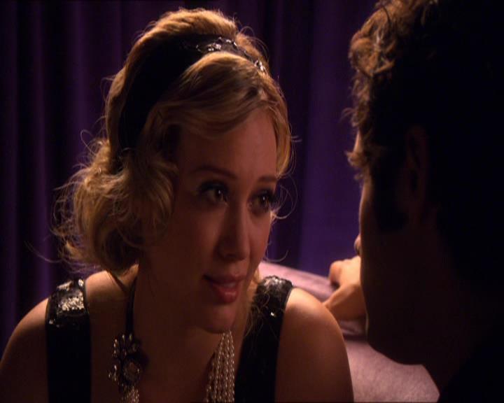 GossipGirlFan_dot_nl-3x07HowToSucceedInBassness1963.jpg