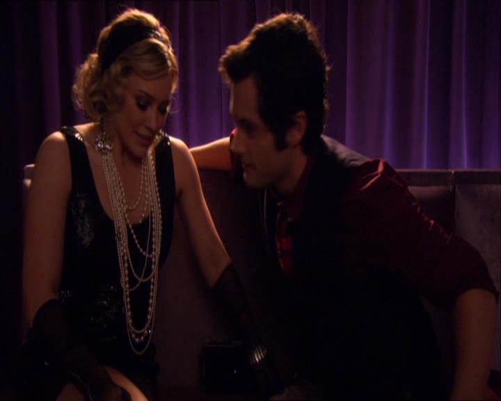 GossipGirlFan_dot_nl-3x07HowToSucceedInBassness1977.jpg