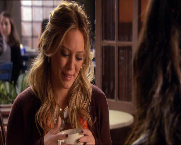 GossipGirlFan_dot_nl-3x09TheyShootHumphreyDontThey0234.jpg