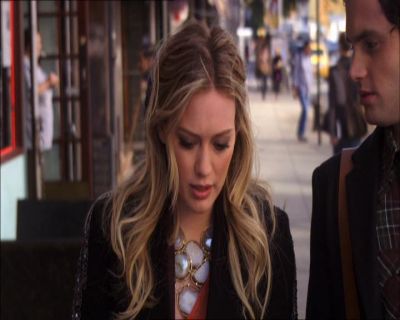 GossipGirlFan_dot_nl-3x09TheyShootHumphreyDontThey0403.jpg