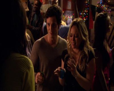 GossipGirlFan_dot_nl-3x09TheyShootHumphreyDontThey1099.jpg