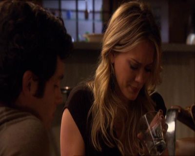 GossipGirlFan_dot_nl-3x09TheyShootHumphreyDontThey1730.jpg