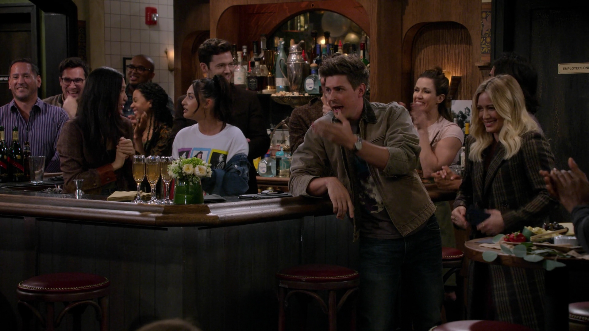 DailyDuff-dot-nl_HowIMetYourFather-1x01-0917.jpg