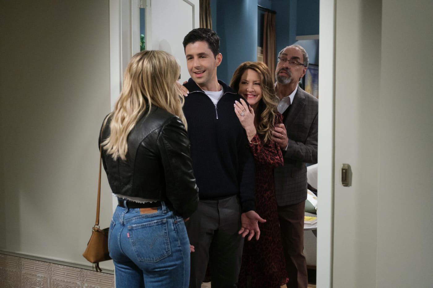 1x09-001.jpg