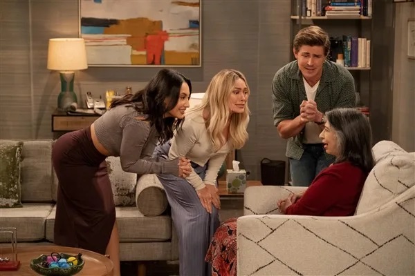 2x06-005.jpg