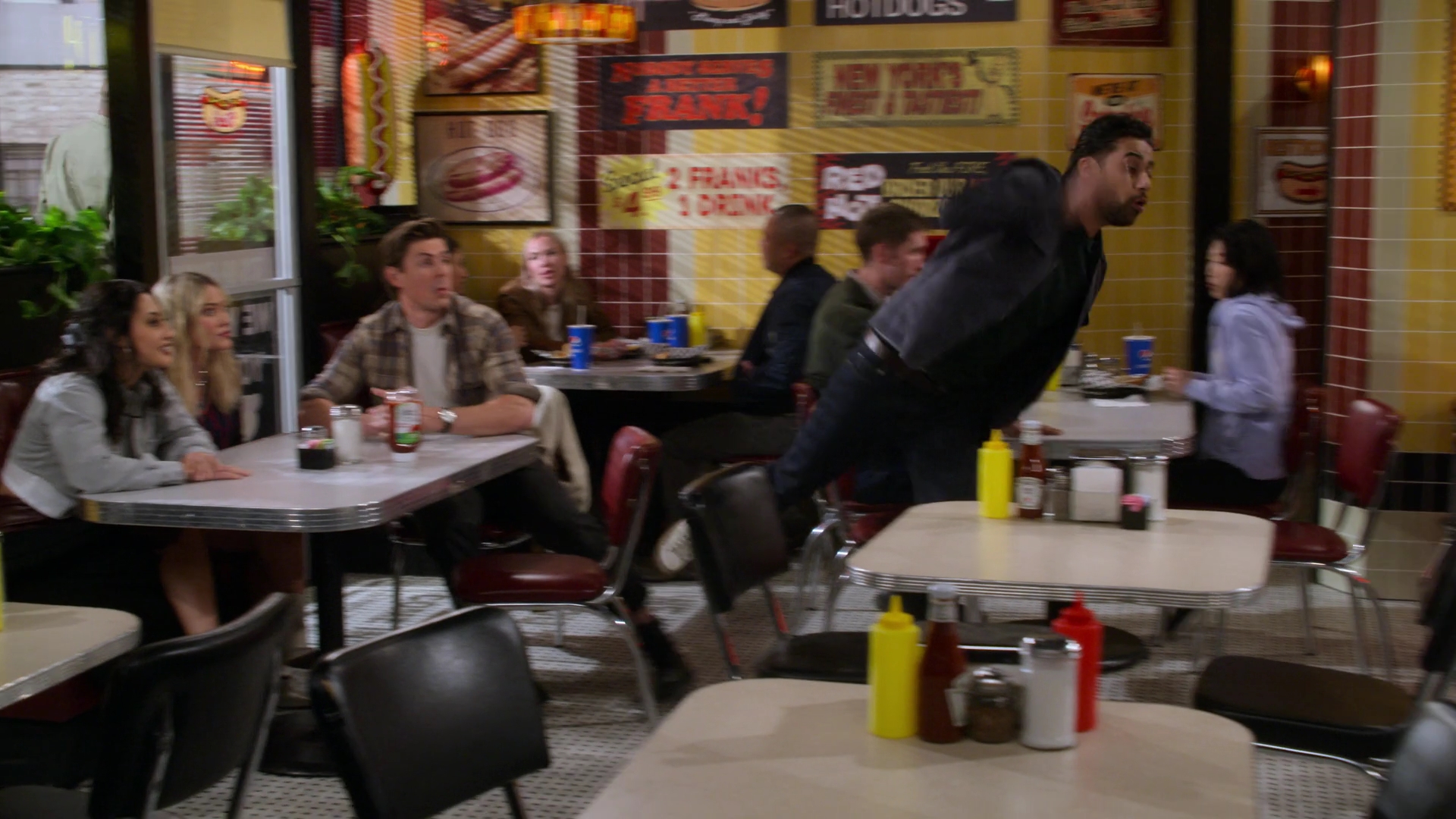 daily-duff-dot-nl_HowIMetYourFather2x12-0701.jpg