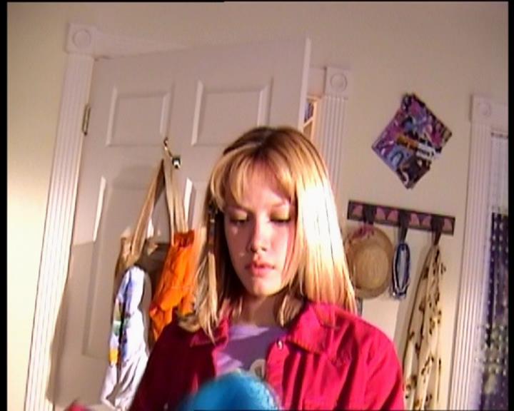 DailyDuff-dot-nl_LizzieMcGuireSeries-WhenMomsAttacks0008.jpg DailyDuff-dot-nl_LizzieMcGuireSeries-WhenMomsAttacks0008.jpg