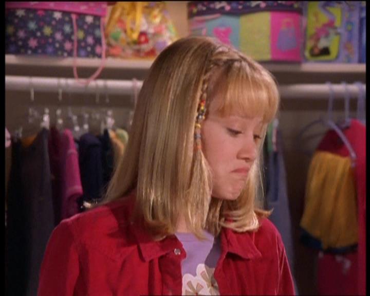 DailyDuff-dot-nl_LizzieMcGuireSeries-WhenMomsAttacks0025.jpg DailyDuff-dot-nl_LizzieMcGuireSeries-WhenMomsAttacks0025.jpg
