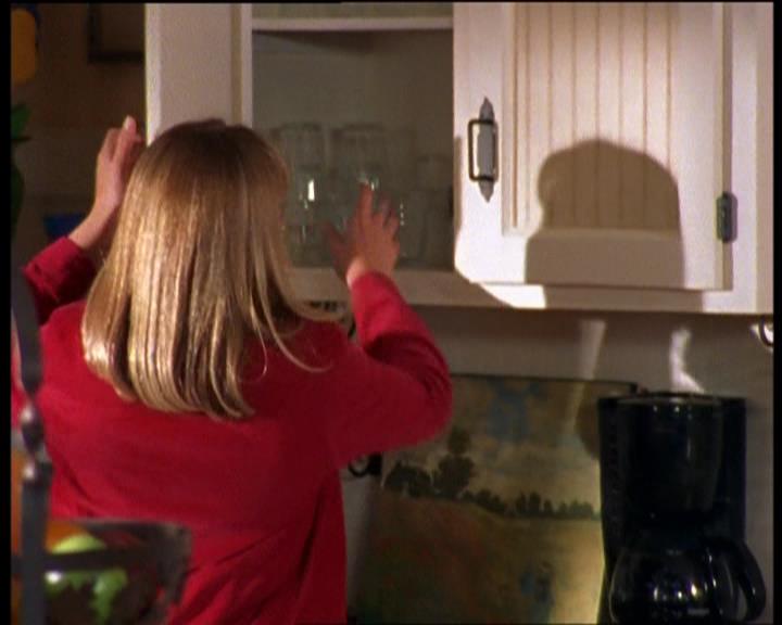 DailyDuff-dot-nl_LizzieMcGuireSeries-WhenMomsAttacks0159.jpg DailyDuff-dot-nl_LizzieMcGuireSeries-WhenMomsAttacks0159.jpg