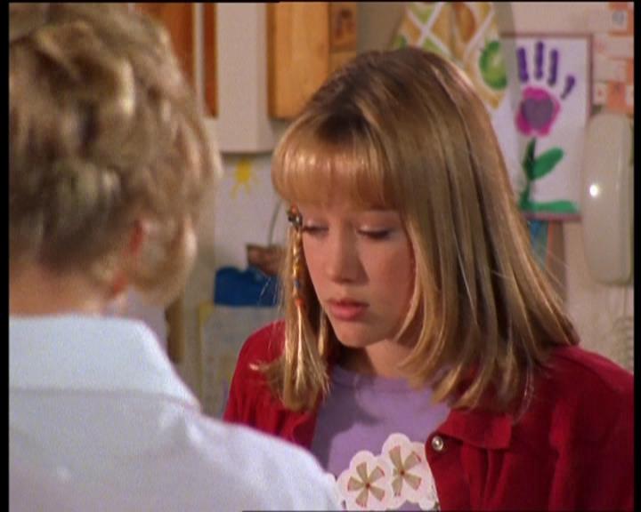 DailyDuff-dot-nl_LizzieMcGuireSeries-WhenMomsAttacks0170.jpg DailyDuff-dot-nl_LizzieMcGuireSeries-WhenMomsAttacks0170.jpg