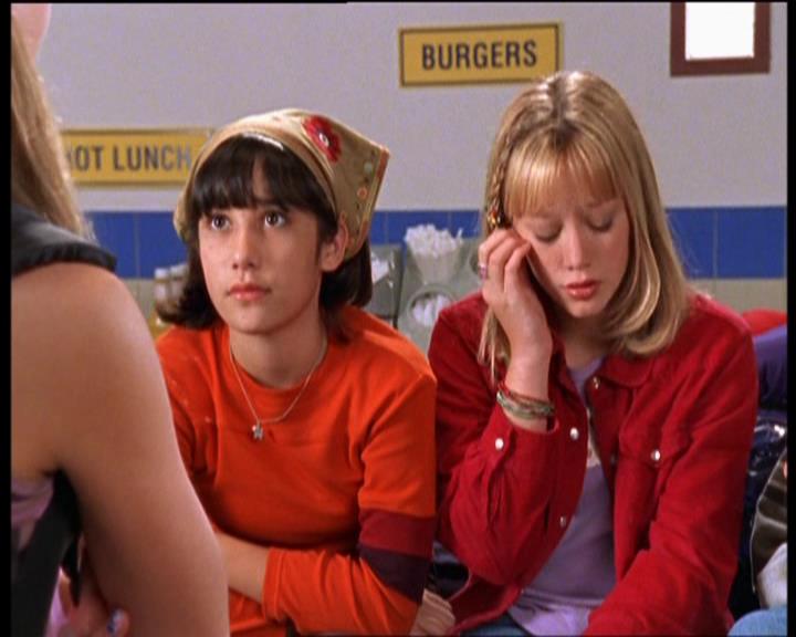DailyDuff-dot-nl_LizzieMcGuireSeries-WhenMomsAttacks0230.jpg DailyDuff-dot-nl_LizzieMcGuireSeries-WhenMomsAttacks0230.jpg