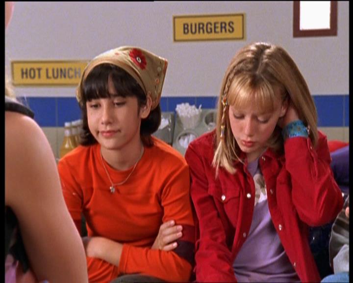 DailyDuff-dot-nl_LizzieMcGuireSeries-WhenMomsAttacks0242.jpg DailyDuff-dot-nl_LizzieMcGuireSeries-WhenMomsAttacks0242.jpg