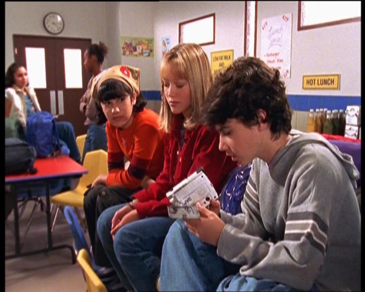 DailyDuff-dot-nl_LizzieMcGuireSeries-WhenMomsAttacks0257.jpg DailyDuff-dot-nl_LizzieMcGuireSeries-WhenMomsAttacks0257.jpg