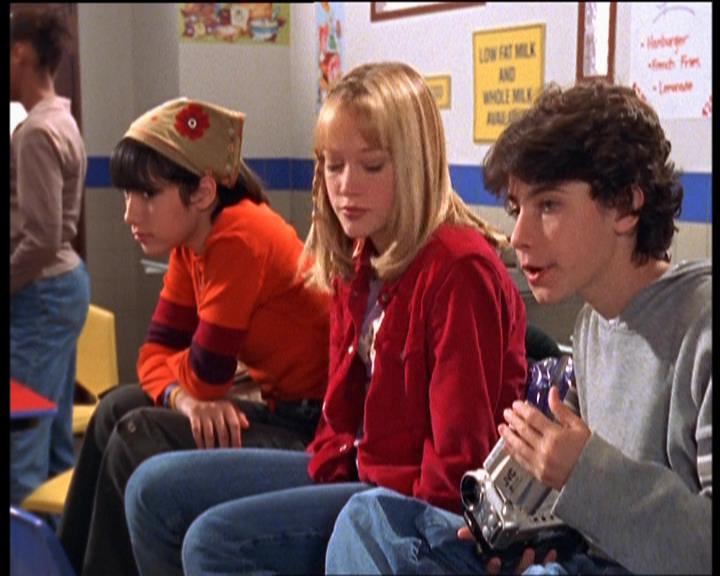 DailyDuff-dot-nl_LizzieMcGuireSeries-WhenMomsAttacks0268.jpg DailyDuff-dot-nl_LizzieMcGuireSeries-WhenMomsAttacks0268.jpg