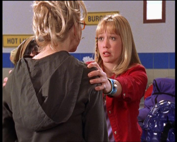 DailyDuff-dot-nl_LizzieMcGuireSeries-WhenMomsAttacks0367.jpg DailyDuff-dot-nl_LizzieMcGuireSeries-WhenMomsAttacks0367.jpg