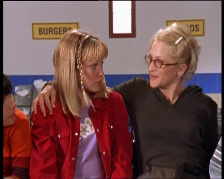 DailyDuff-dot-nl_LizzieMcGuireSeries-WhenMomsAttacks0370.jpg DailyDuff-dot-nl_LizzieMcGuireSeries-WhenMomsAttacks0370.jpg