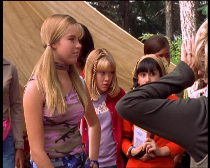 DailyDuff-dot-nl_LizzieMcGuireSeries-WhenMomsAttacks0564.jpg DailyDuff-dot-nl_LizzieMcGuireSeries-WhenMomsAttacks0564.jpg