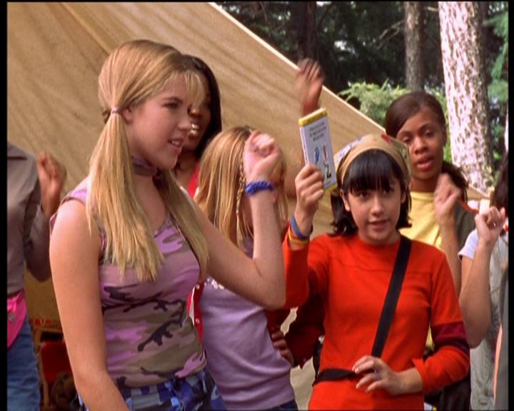 DailyDuff-dot-nl_LizzieMcGuireSeries-WhenMomsAttacks0572.jpg DailyDuff-dot-nl_LizzieMcGuireSeries-WhenMomsAttacks0572.jpg