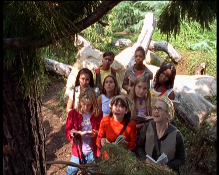 DailyDuff-dot-nl_LizzieMcGuireSeries-WhenMomsAttacks0600.jpg DailyDuff-dot-nl_LizzieMcGuireSeries-WhenMomsAttacks0600.jpg