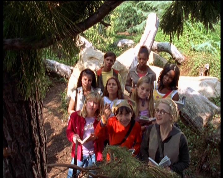 DailyDuff-dot-nl_LizzieMcGuireSeries-WhenMomsAttacks0601.jpg DailyDuff-dot-nl_LizzieMcGuireSeries-WhenMomsAttacks0601.jpg