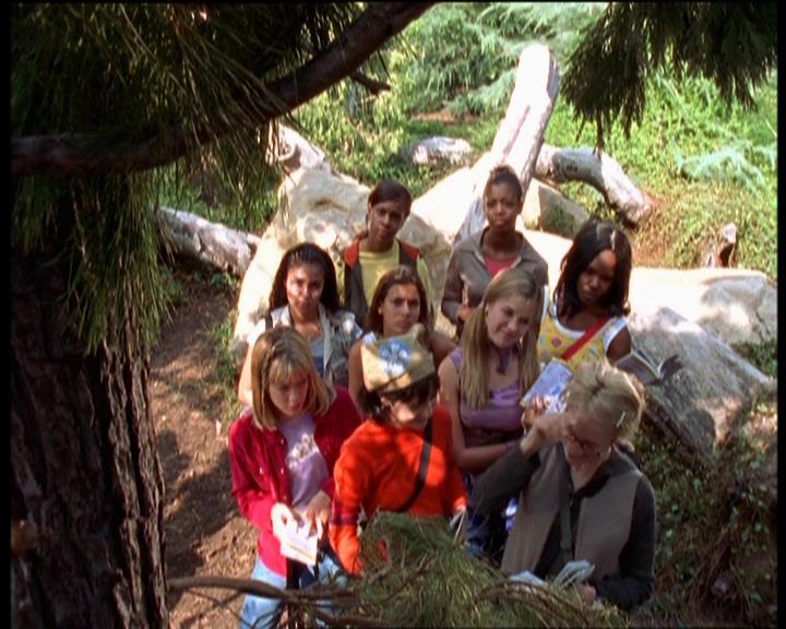 DailyDuff-dot-nl_LizzieMcGuireSeries-WhenMomsAttacks0605.jpg DailyDuff-dot-nl_LizzieMcGuireSeries-WhenMomsAttacks0605.jpg