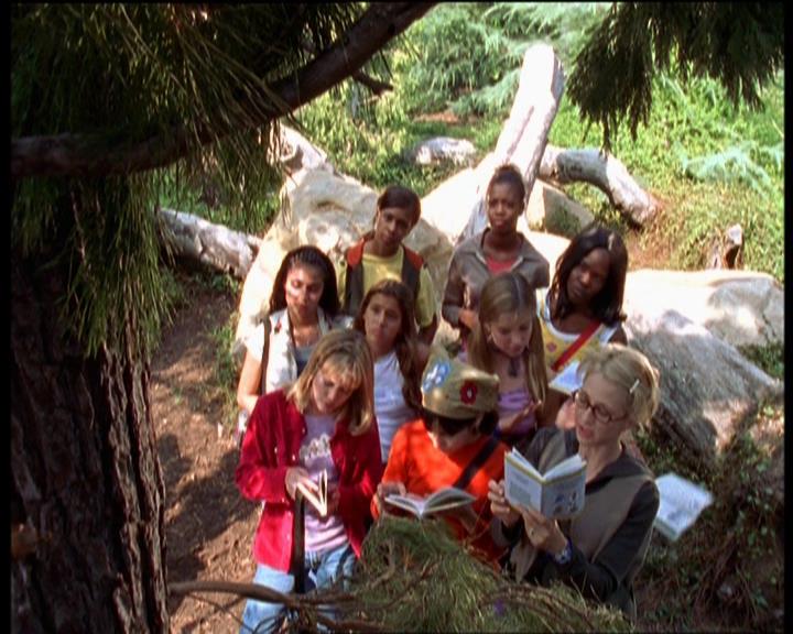 DailyDuff-dot-nl_LizzieMcGuireSeries-WhenMomsAttacks0615.jpg DailyDuff-dot-nl_LizzieMcGuireSeries-WhenMomsAttacks0615.jpg