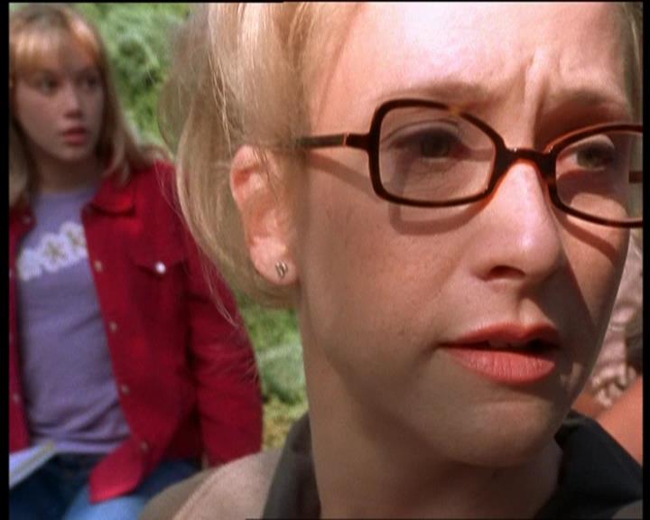 DailyDuff-dot-nl_LizzieMcGuireSeries-WhenMomsAttacks0668.jpg DailyDuff-dot-nl_LizzieMcGuireSeries-WhenMomsAttacks0668.jpg