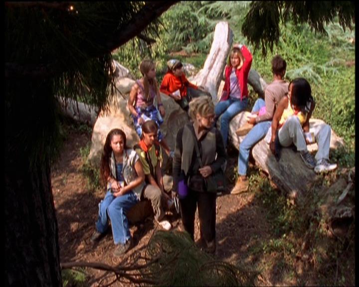 DailyDuff-dot-nl_LizzieMcGuireSeries-WhenMomsAttacks0676.jpg DailyDuff-dot-nl_LizzieMcGuireSeries-WhenMomsAttacks0676.jpg