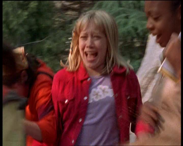 DailyDuff-dot-nl_LizzieMcGuireSeries-WhenMomsAttacks0678.jpg DailyDuff-dot-nl_LizzieMcGuireSeries-WhenMomsAttacks0678.jpg
