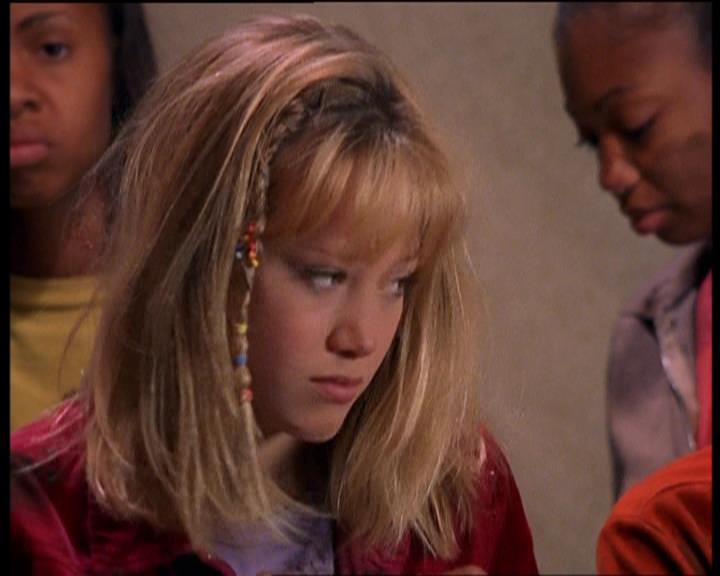 DailyDuff-dot-nl_LizzieMcGuireSeries-WhenMomsAttacks0743.jpg DailyDuff-dot-nl_LizzieMcGuireSeries-WhenMomsAttacks0743.jpg