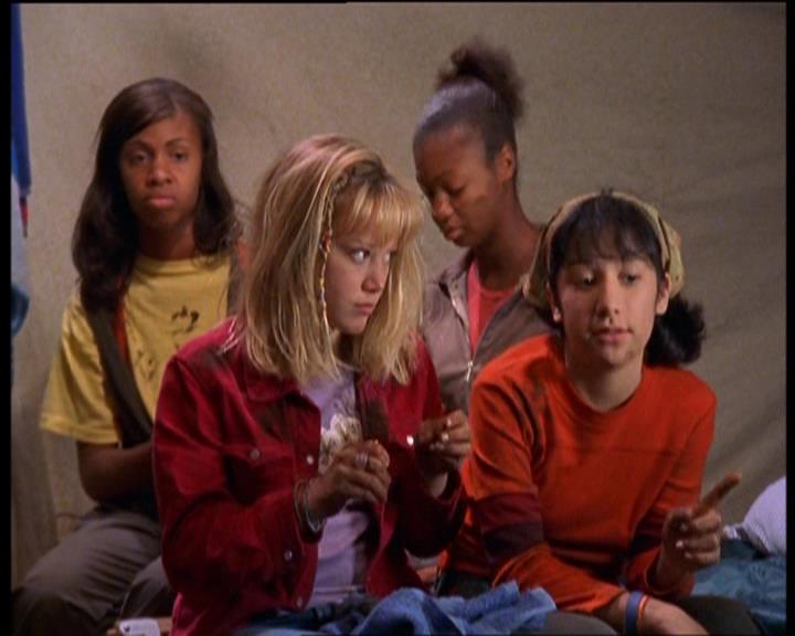 DailyDuff-dot-nl_LizzieMcGuireSeries-WhenMomsAttacks0744.jpg DailyDuff-dot-nl_LizzieMcGuireSeries-WhenMomsAttacks0744.jpg