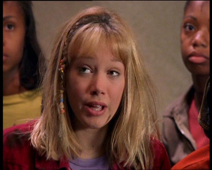 DailyDuff-dot-nl_LizzieMcGuireSeries-WhenMomsAttacks0773.jpg DailyDuff-dot-nl_LizzieMcGuireSeries-WhenMomsAttacks0773.jpg