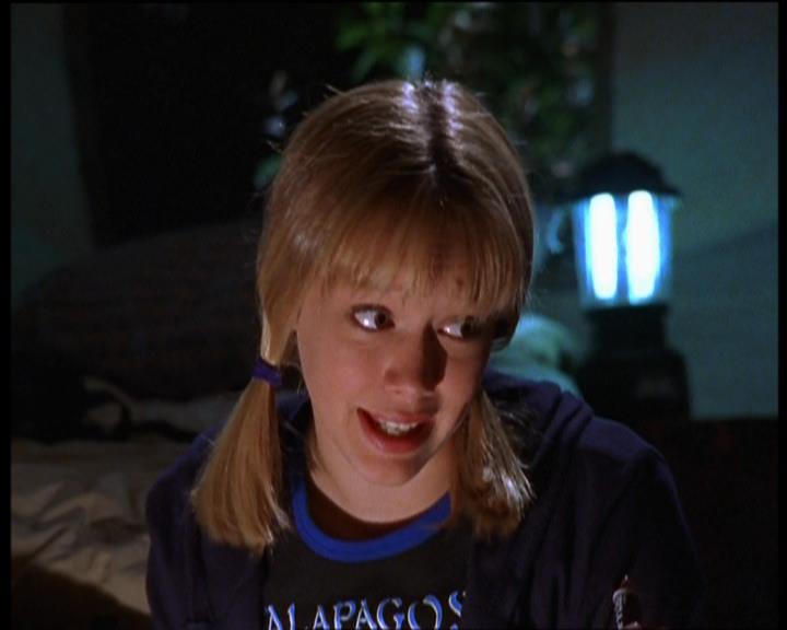 DailyDuff-dot-nl_LizzieMcGuireSeries-WhenMomsAttacks0844.jpg DailyDuff-dot-nl_LizzieMcGuireSeries-WhenMomsAttacks0844.jpg