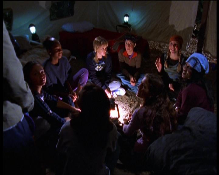 DailyDuff-dot-nl_LizzieMcGuireSeries-WhenMomsAttacks0851.jpg DailyDuff-dot-nl_LizzieMcGuireSeries-WhenMomsAttacks0851.jpg