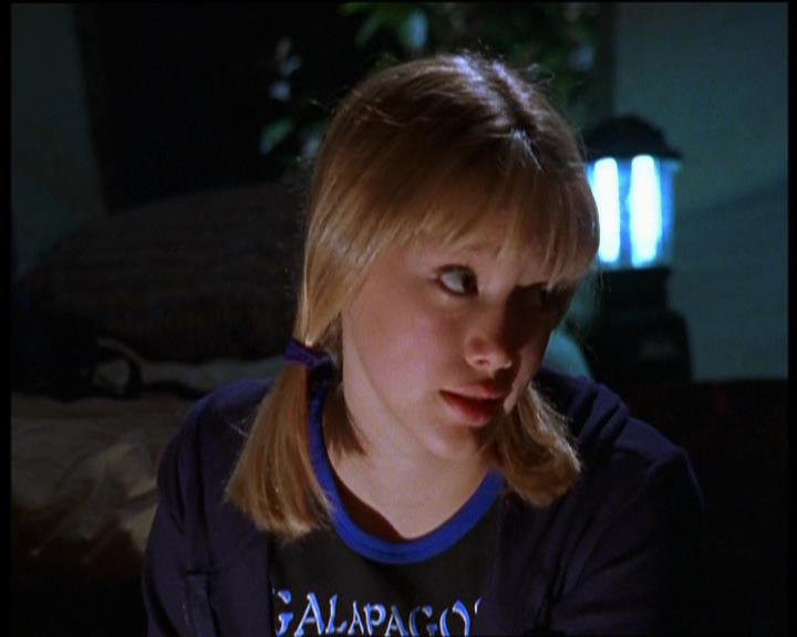 DailyDuff-dot-nl_LizzieMcGuireSeries-WhenMomsAttacks0874.jpg DailyDuff-dot-nl_LizzieMcGuireSeries-WhenMomsAttacks0874.jpg