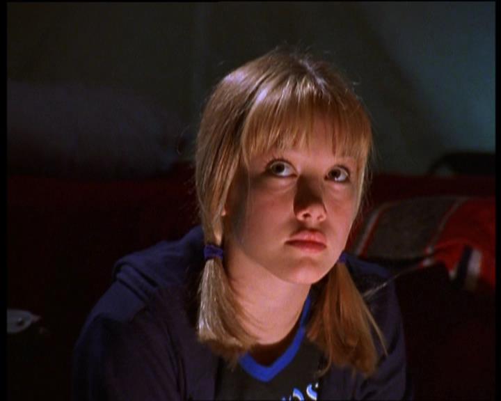 DailyDuff-dot-nl_LizzieMcGuireSeries-WhenMomsAttacks0880.jpg DailyDuff-dot-nl_LizzieMcGuireSeries-WhenMomsAttacks0880.jpg
