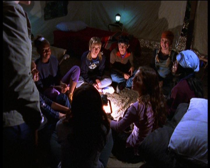 DailyDuff-dot-nl_LizzieMcGuireSeries-WhenMomsAttacks0885.jpg DailyDuff-dot-nl_LizzieMcGuireSeries-WhenMomsAttacks0885.jpg