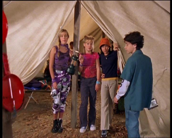 DailyDuff-dot-nl_LizzieMcGuireSeries-WhenMomsAttacks0998.jpg DailyDuff-dot-nl_LizzieMcGuireSeries-WhenMomsAttacks0998.jpg